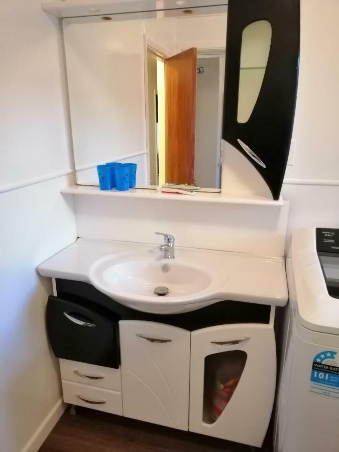 Homestay Family Room, Near The City Center 크라이스트처치 외부 사진